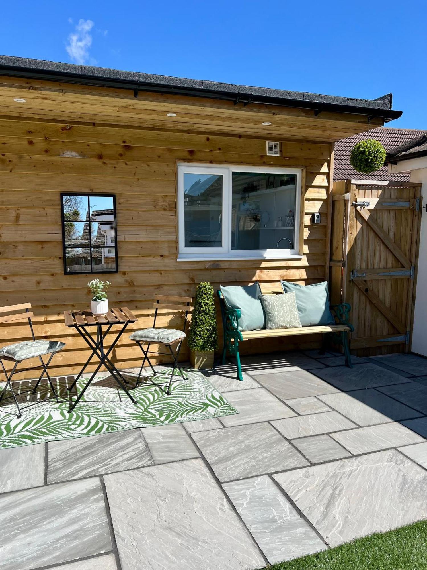 The Mudeford Gem Accommdation ไครสต์เชิร์ช ภายนอก รูปภาพ